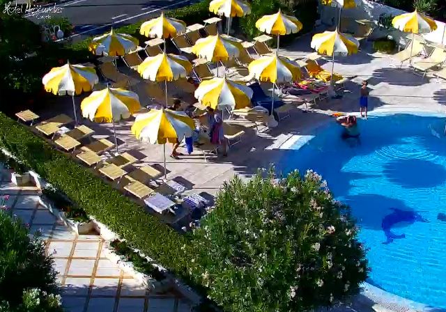 Hotel Alexander a Caorle in diretta: Spiaggia di Levante, spiaggia di levante