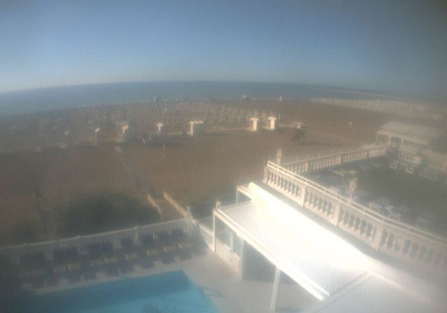 Hotel Danieli a Caorle in diretta: Spiaggia di Ponente, spiaggia di ponente
