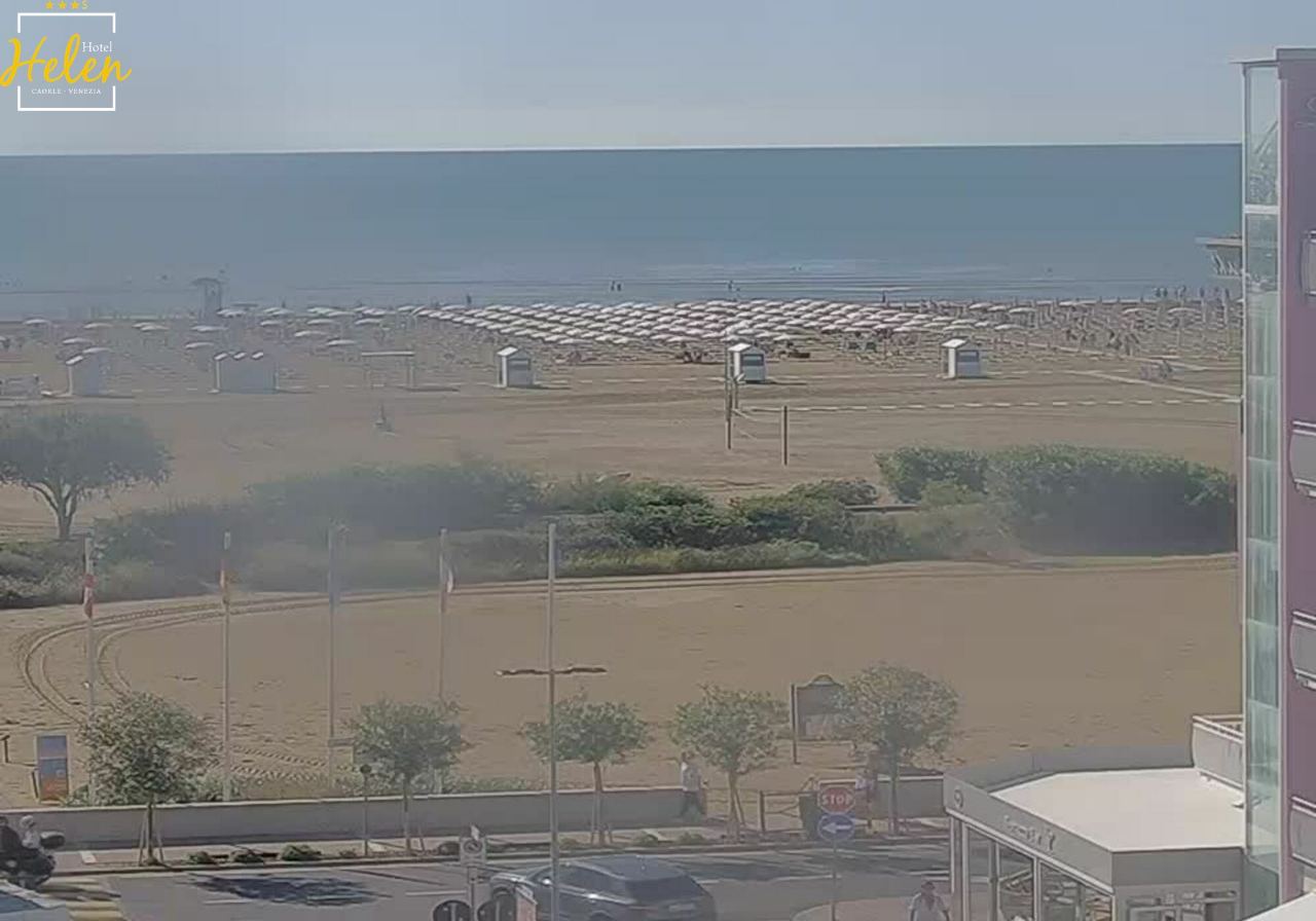 Hotel Helen a Caorle in diretta: Levante Strand, spiaggia di levante