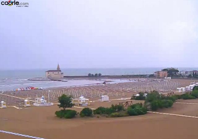 Aparthotel Villa Olga a Caorle in diretta: Spiaggia di Levante, spiaggia di levante