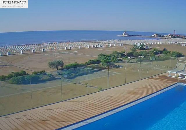 Hotel Monaco a Caorle in diretta: Spiaggia di Levante, spiaggia di levante