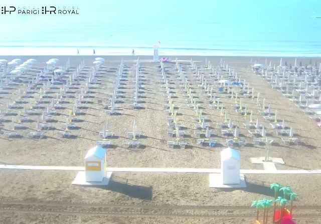 Hotel Royal e Hotel Parigi a Caorle in diretta: Spiaggia di Ponente, spiaggia di ponente